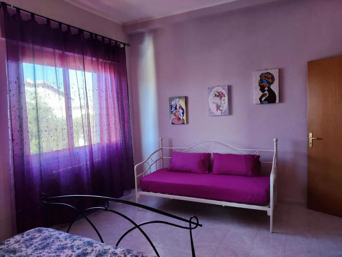 בית נופש פלומיני די קווארטו Casa Vacanza Sa Ferula