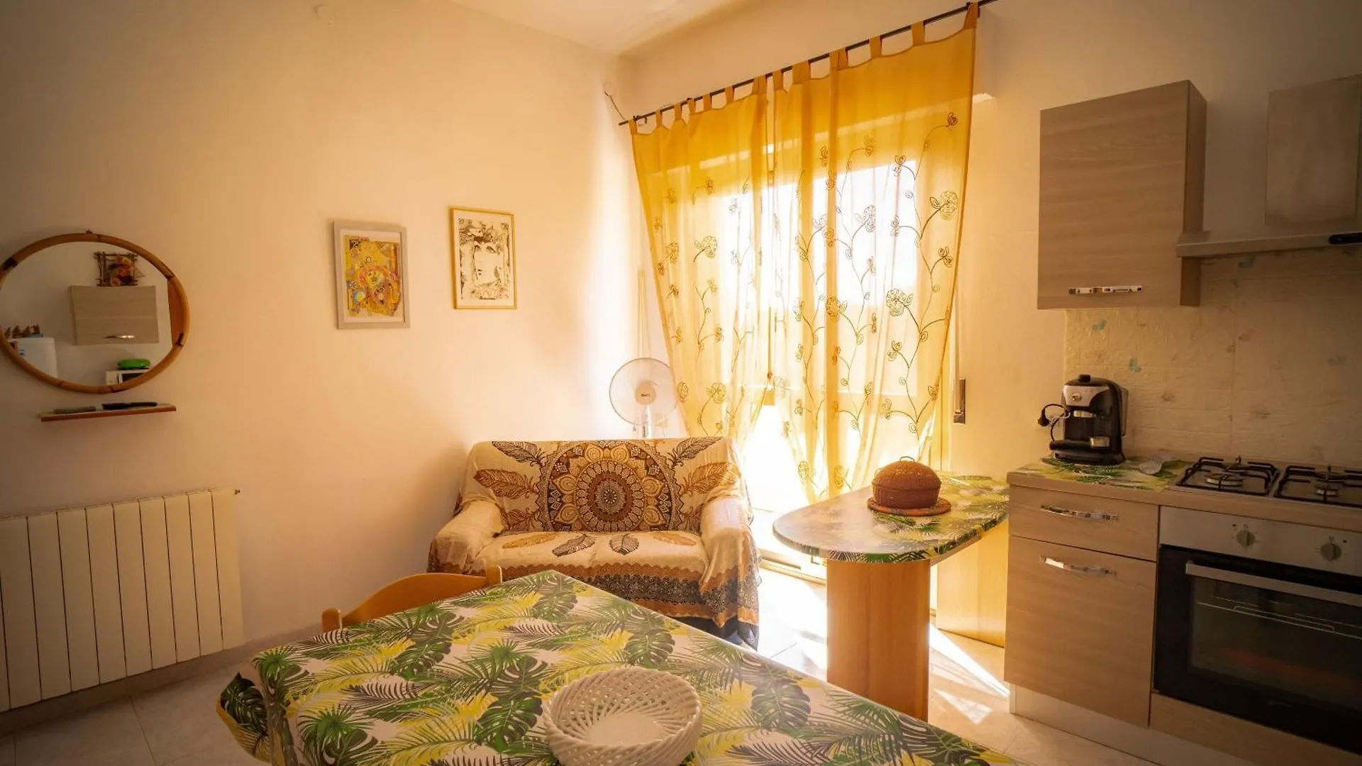 בית נופש פלומיני די קווארטו Casa Vacanza Sa Ferula איטליה