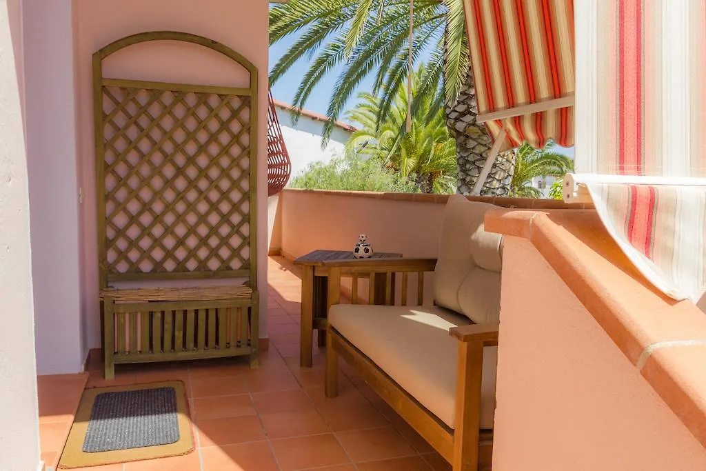 פלומיני די קווארטו Casa Vacanza Sa Ferula